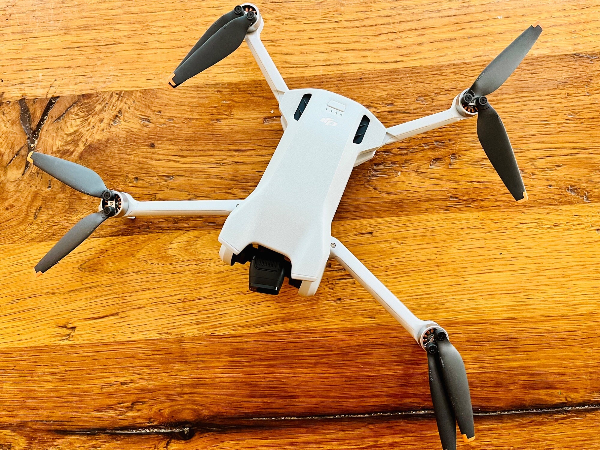 Actual product image DJI Mini 3 incl. Fly More Combo (38 min, 248 g, 12 Mpx)