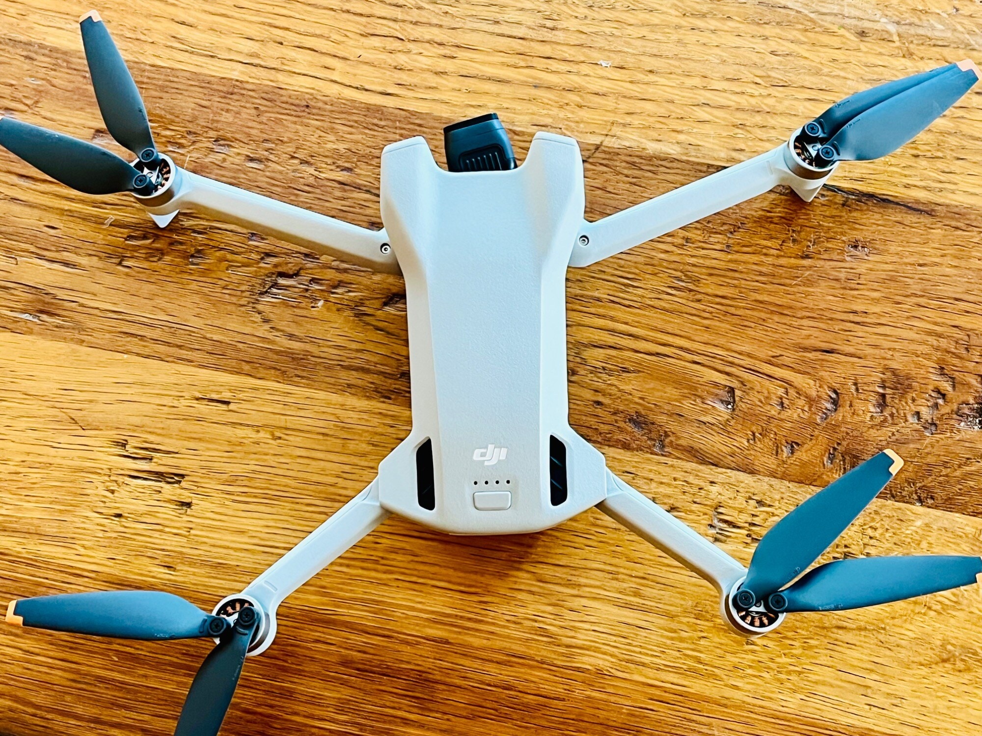 Actual product image DJI Mini 3 incl. Fly More Combo (38 min, 248 g, 12 Mpx)