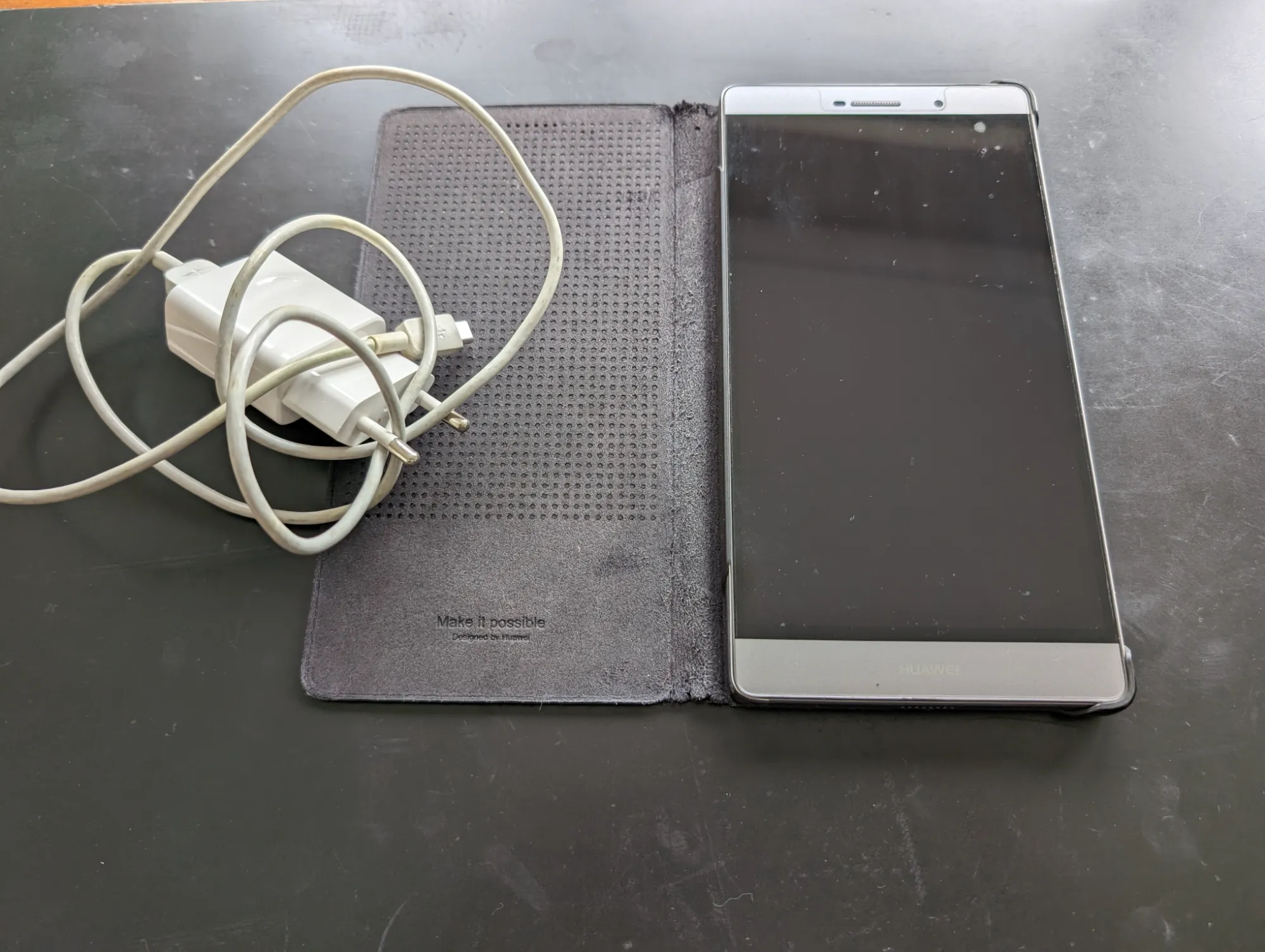 Image du produit Huawei P8 Max (64 Go, Gris Titane, 6.80", Double SIM, 13 Mpx, 4G)