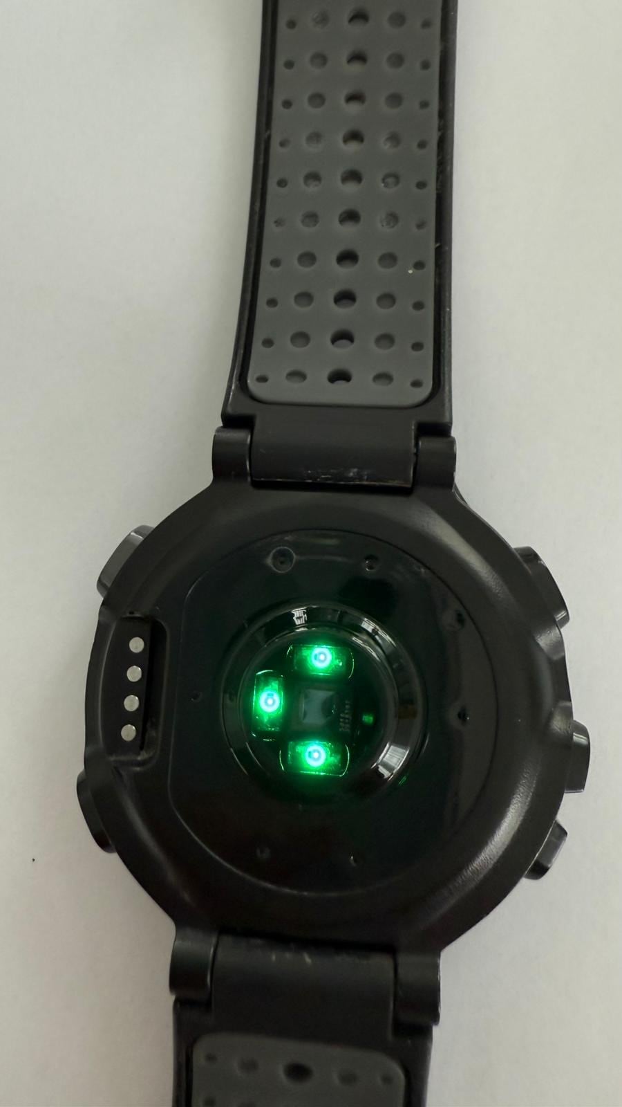 Produktbild Garmin Forerunner 235 (45 mm)