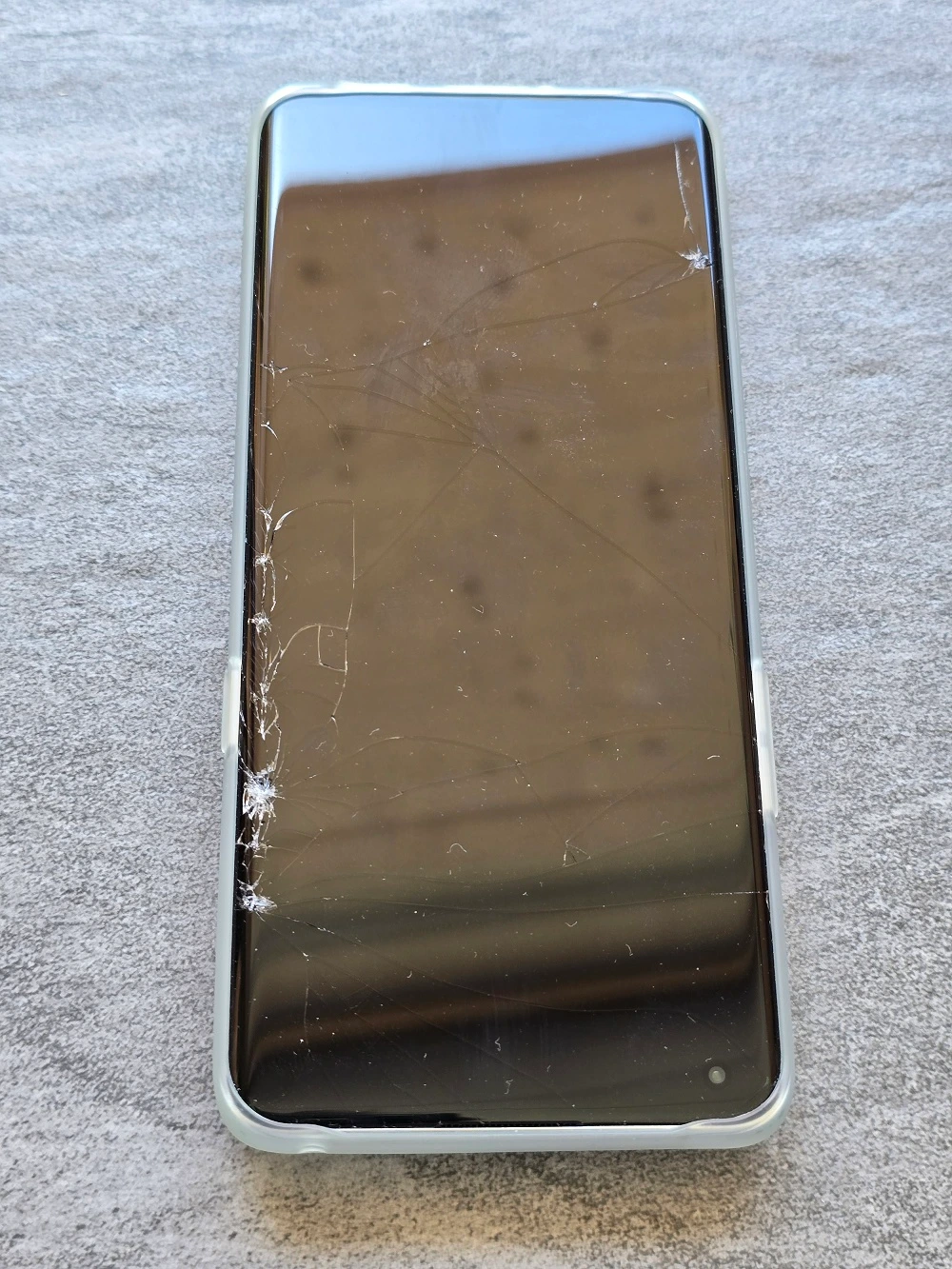 Actual product image OPPO Find X5 Pro (256 GB, Ceramic White, 6.70", Hybrid Dual SIM + eSIM, 50 Mpx, 5G)