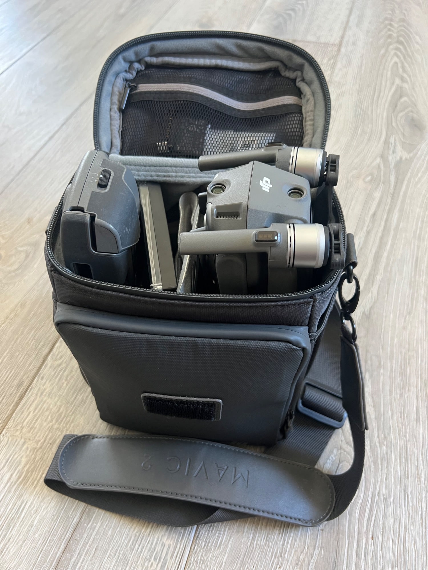Image du produit DJI Mavic 2 Pro (31 min, 907 g, 20 Mpx)
