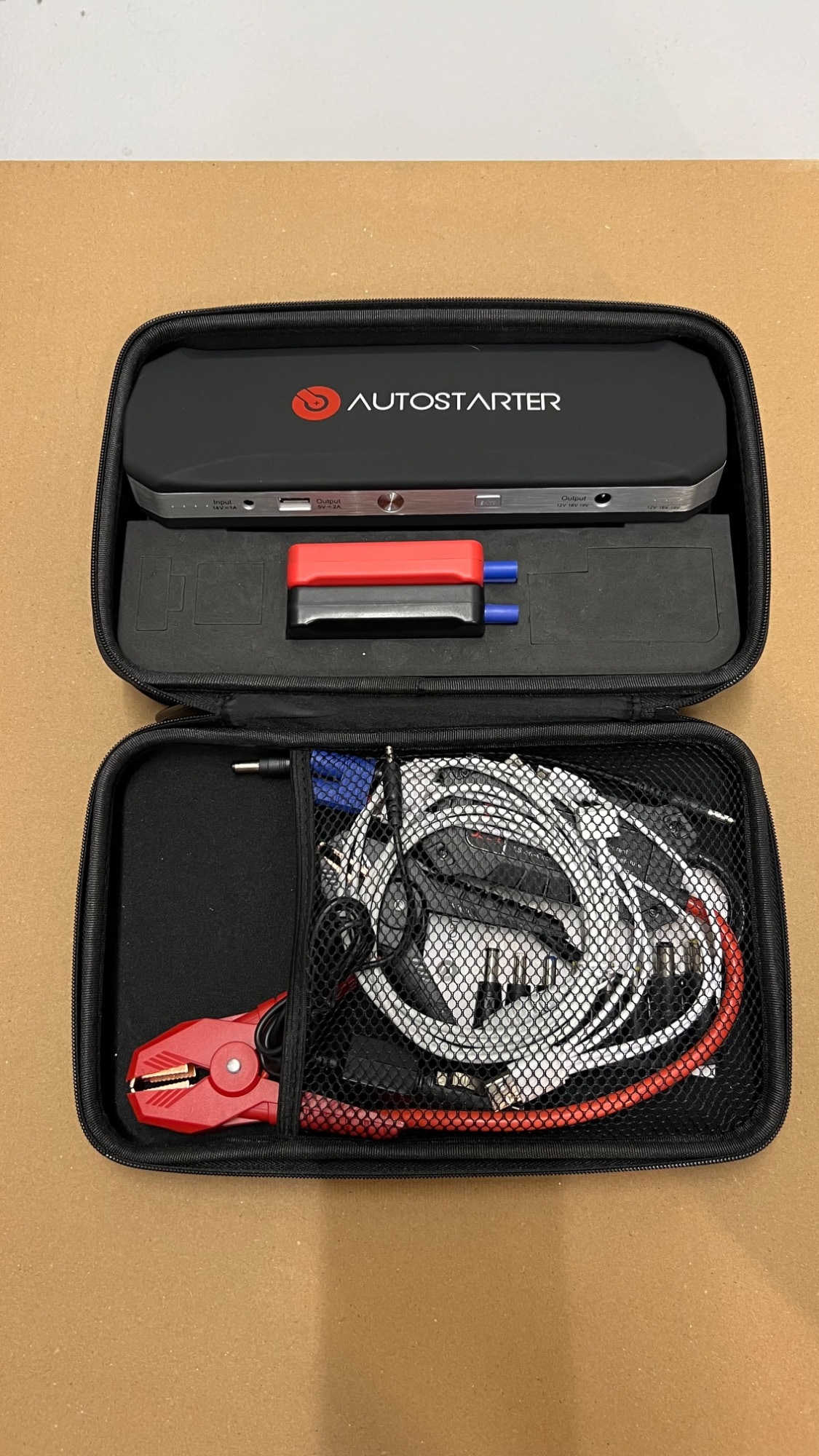 Immagine prodotto Autostarter Voltmaster 12+24V (850 A, 20000 mAh)