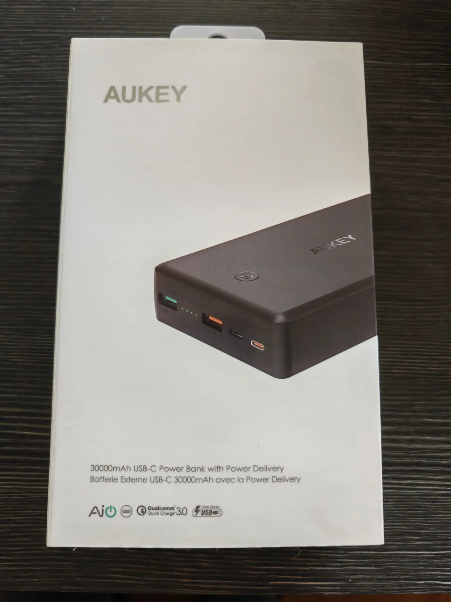 Produktbild Aukey Powerbank PB-Y7 (30000 mAh, 111 Wh)
