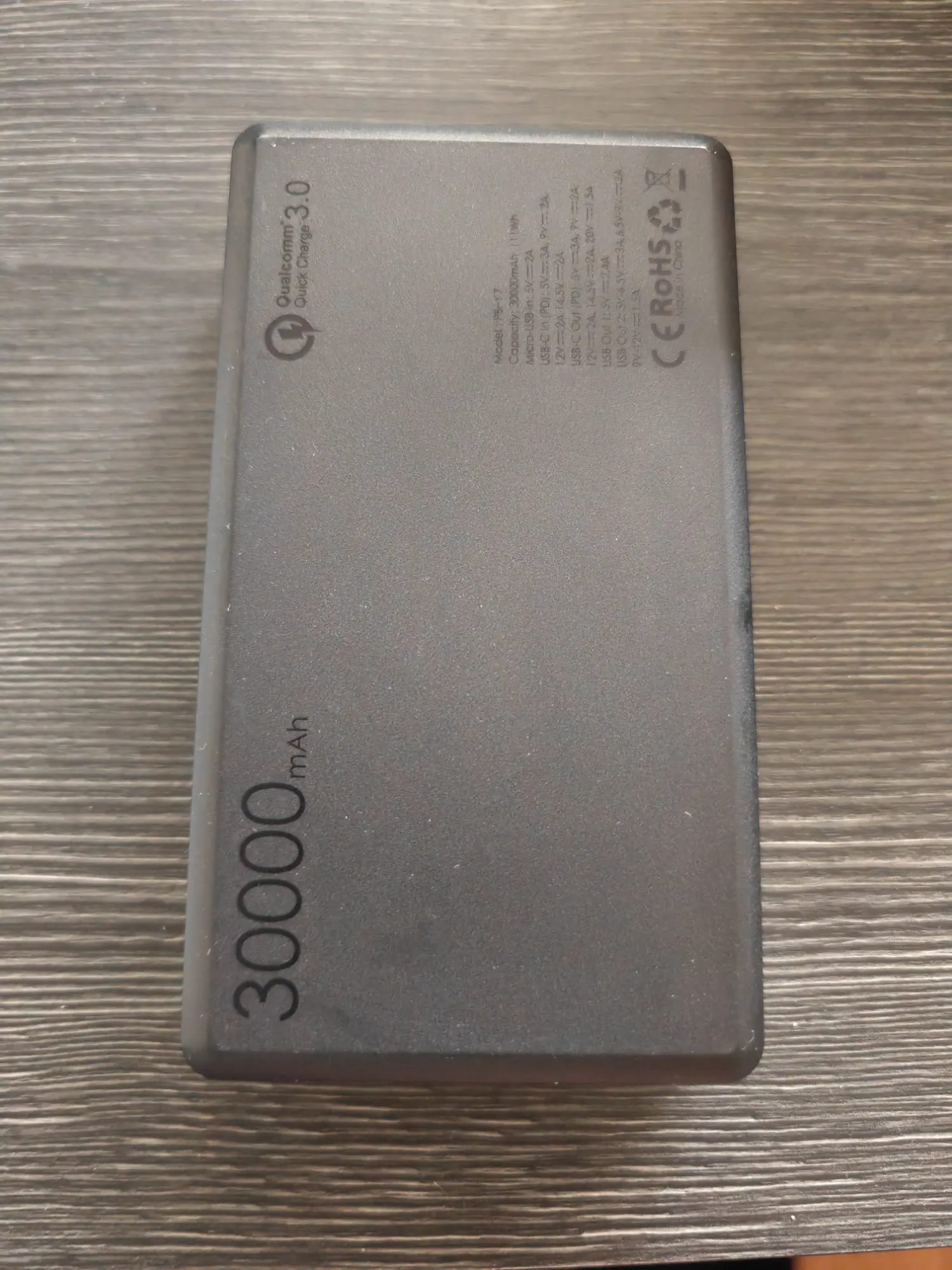 Produktbild Aukey Powerbank PB-Y7 (30000 mAh, 111 Wh)
