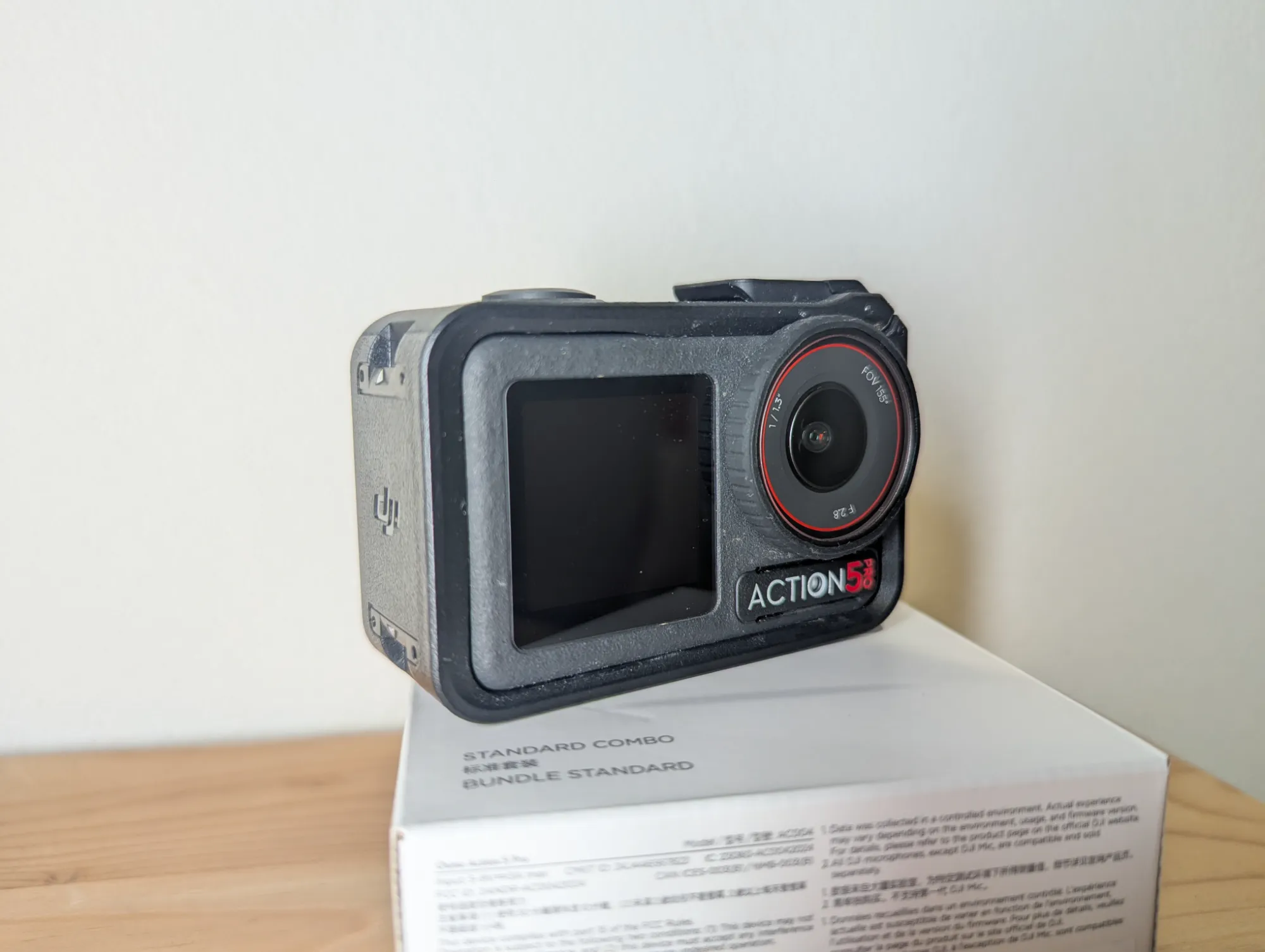 Produktbild DJI Osmo Action 5 Pro Standard Combo (120p, WLAN, Bluetooth)