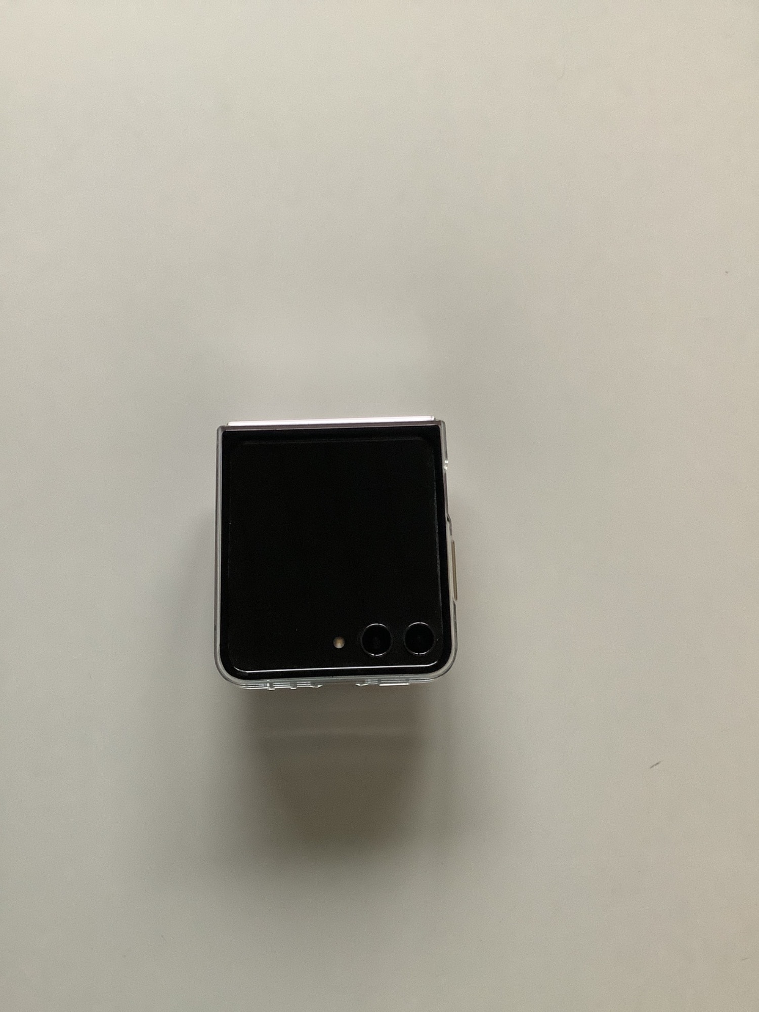 Immagine prodotto Samsung Galaxy Z Flip5 (256 GB, Lavanda, 6.70", SIM + eSIM, 12 Mpx, 5G)