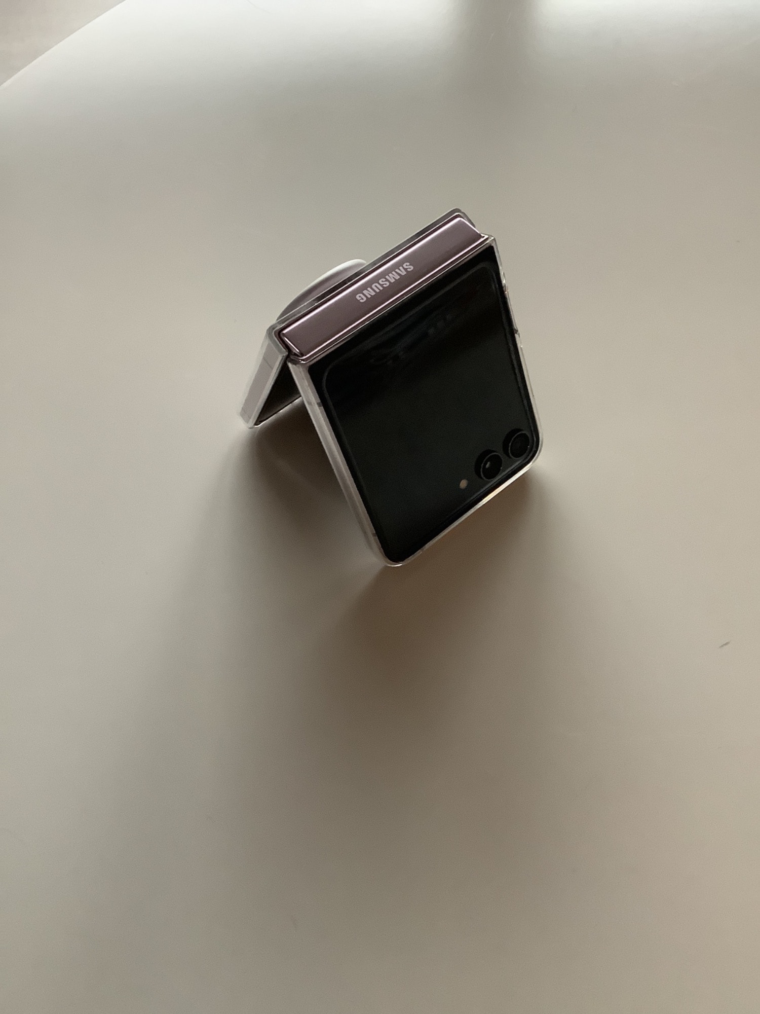 Immagine prodotto Samsung Galaxy Z Flip5 (256 GB, Lavanda, 6.70", SIM + eSIM, 12 Mpx, 5G)