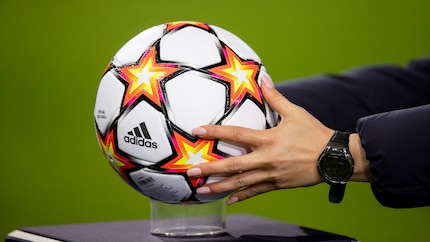 Spitzenspieler werden diese Saison über 70 Spiele in den Beinen haben – Rekord. Pausen gibt’s kaum, die Saison startet kurz nach der Klub-WM und nächsten Sommer folgt bereits wieder die WM der Nationalmannschaften.