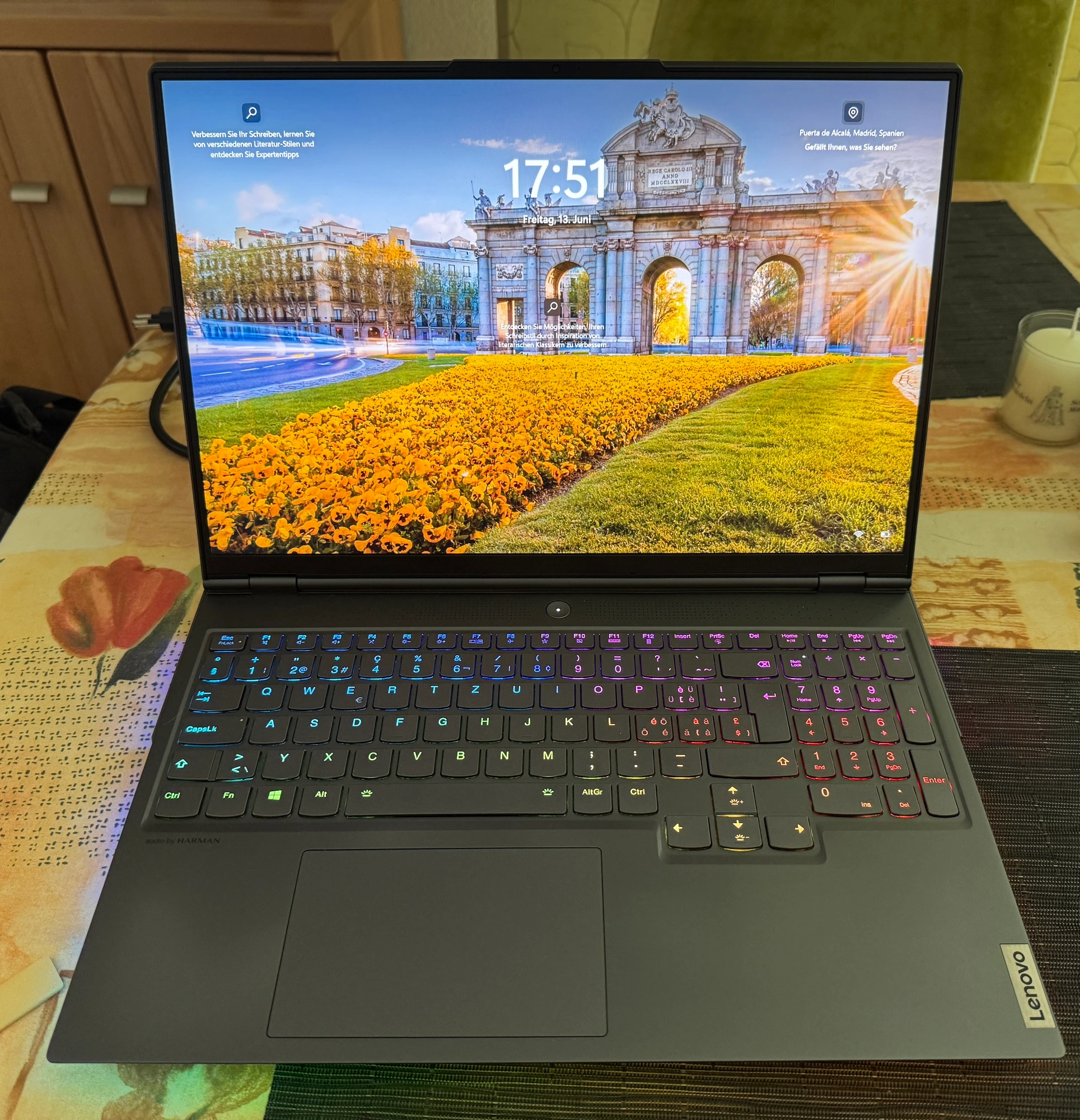 Produktbild Lenovo Legion 7 (16", AMD Ryzen 9 5900HX, 32 GB, 1000 GB, CH)