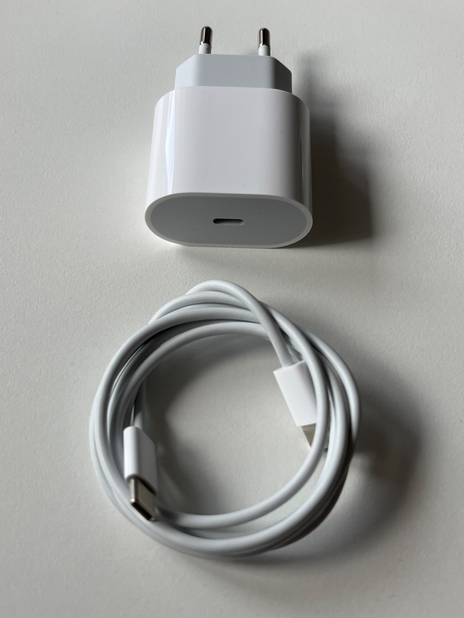 Image du produit Apple iPad Air 2022 (5. Gen) (WLAN uniquement, 10.90", 64 Go, Space grey)