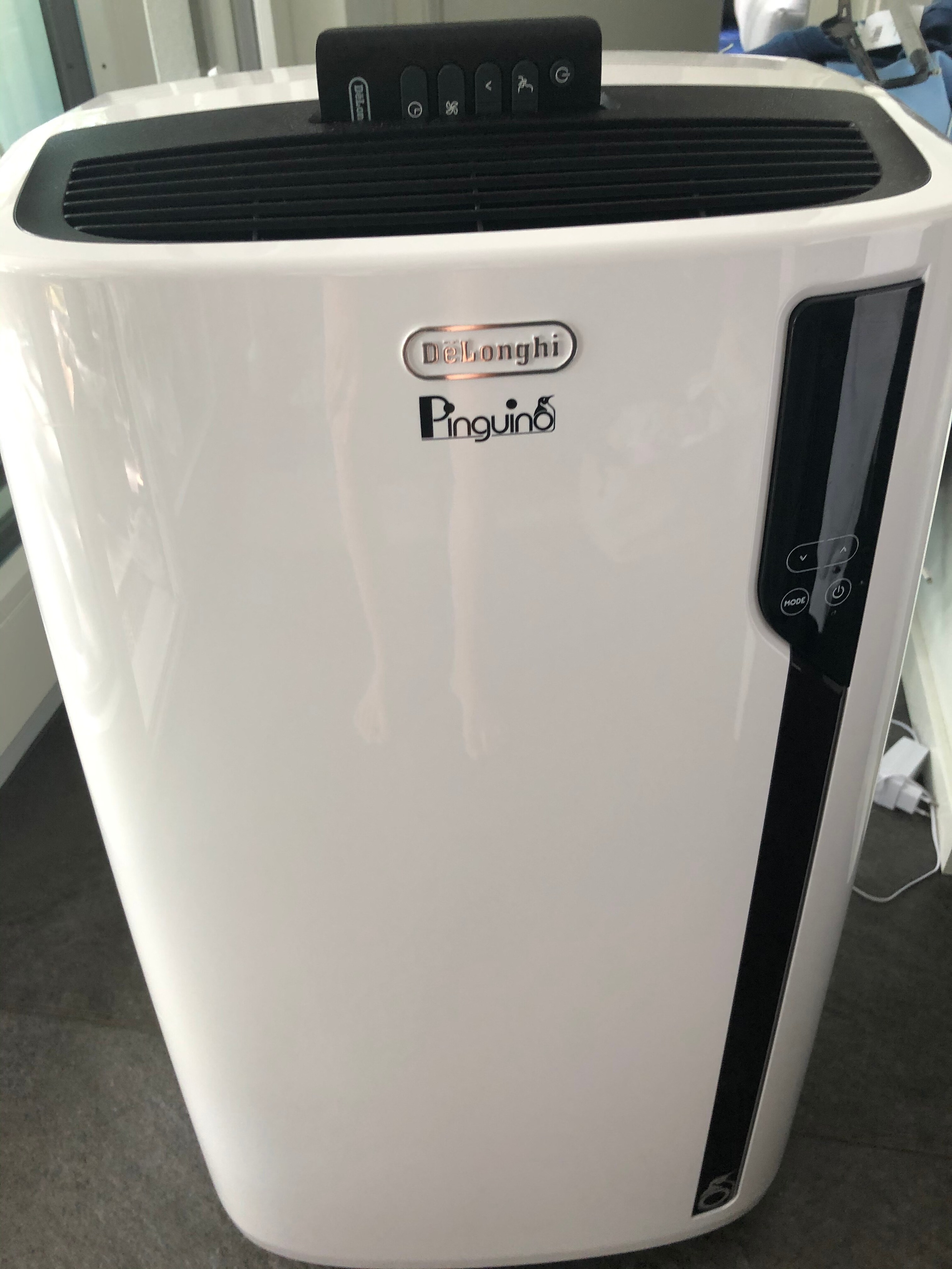Actual product image De'Longhi Penguino PAC EL92 Silent (35 m², 10000 BTU/h)