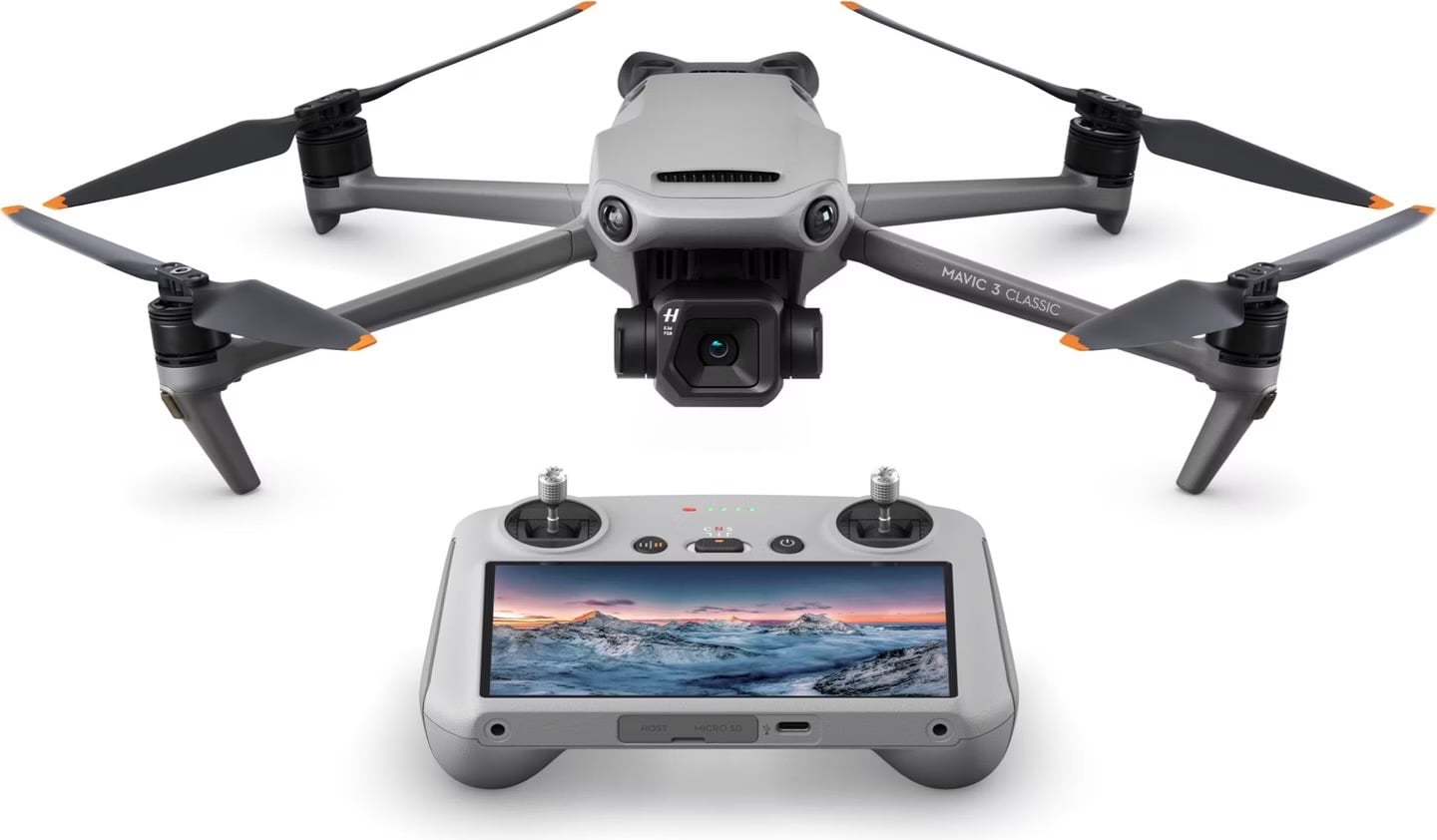 Image du produit DJI Mavic 3 Classic avec télécommande RC (46 min, 895 g, 20 Mpx)