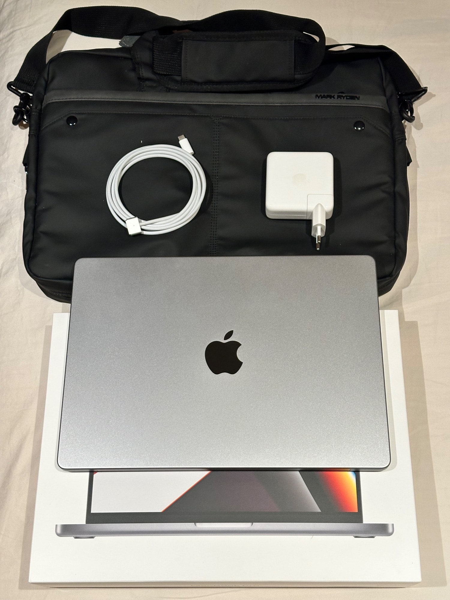 Produktbild Apple MacBook Pro – Late 2021 (14", M1 Pro, 16 GB, 512 GB, CH)