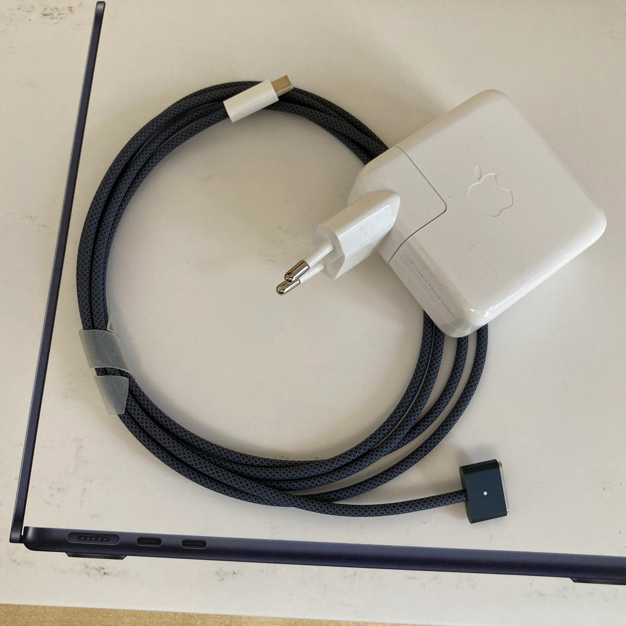 Actual product image Apple MacBook Air – 2024 (13.60", M3, 16 GB, 256 GB, CH)