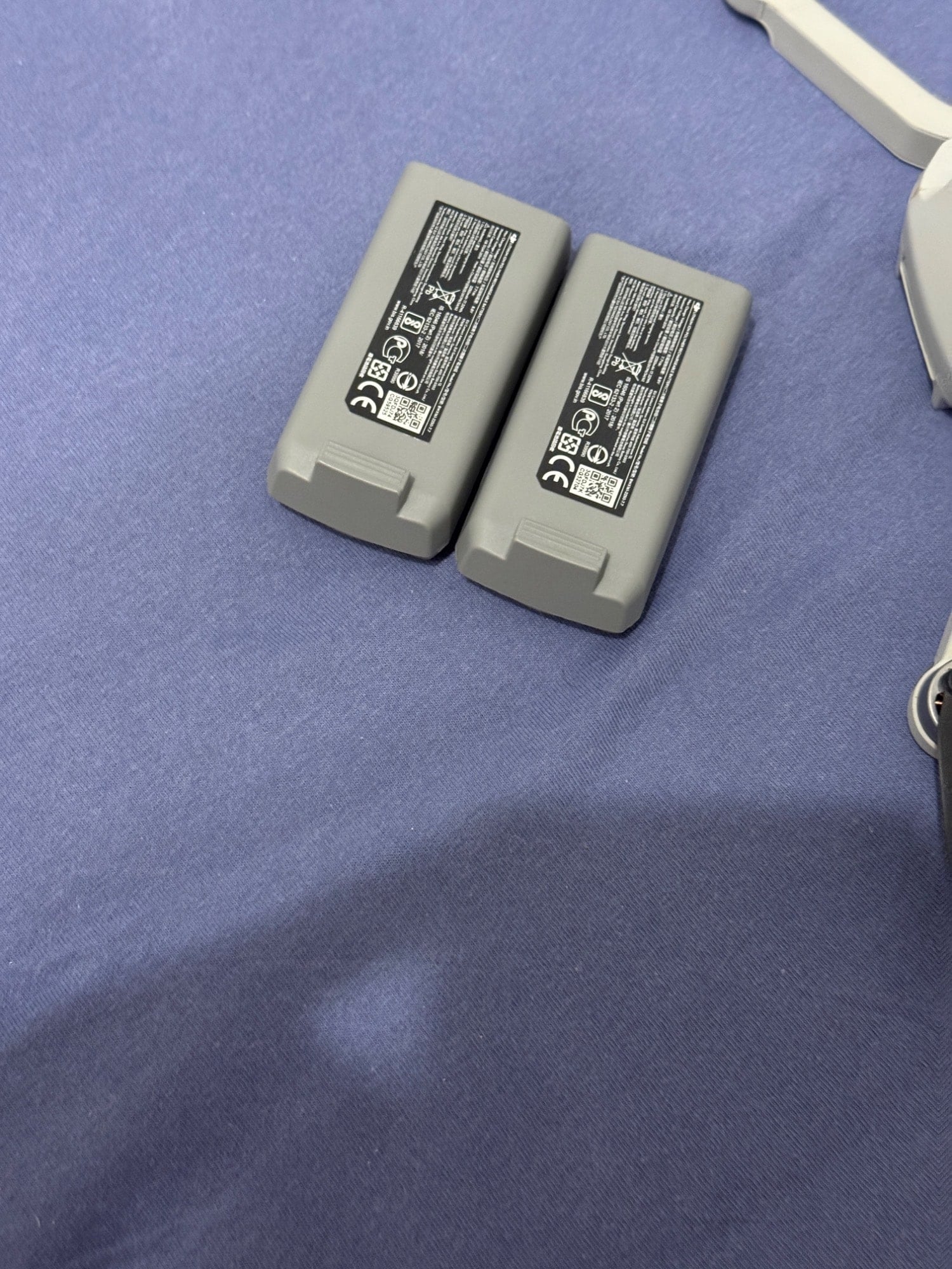 Produktbild DJI Mini 2 Fly More Combo (31 min, 249 g, 12 Mpx)