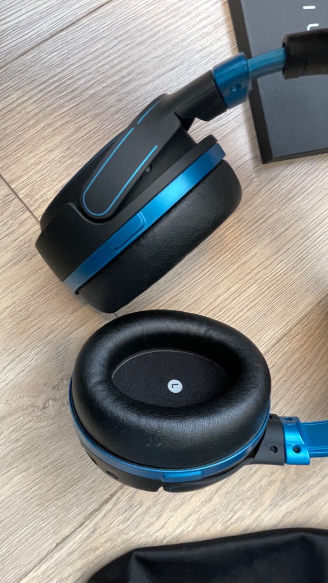 Actual product image Audeze Mobius (Wireless)
