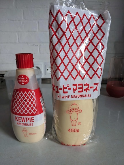 Europa links und Japan rechts