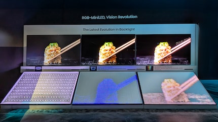 Links das alte Full-Array-Backlight, in der Mitte Mini-LEDs mit blauem Licht – und rechts die neuen RGB-LEDs, die ihre Farben direkt im Backlight erzeugen.