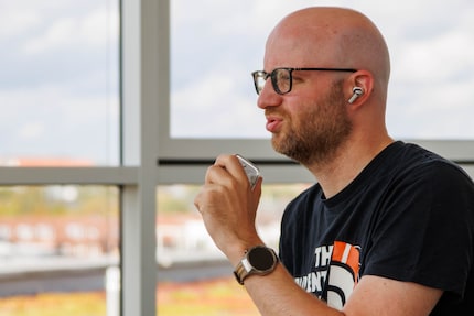In der Hand habe ich die Kontrolle über die Talk-Taste, in der Hosentasche nicht.