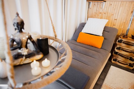 Hier geben Elisabetta und Giovanni ihren Gästen Massagen, Reiki- und Heilkristalltherapien.