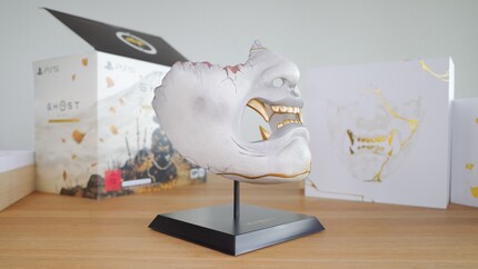 Die Maske von der Seite.