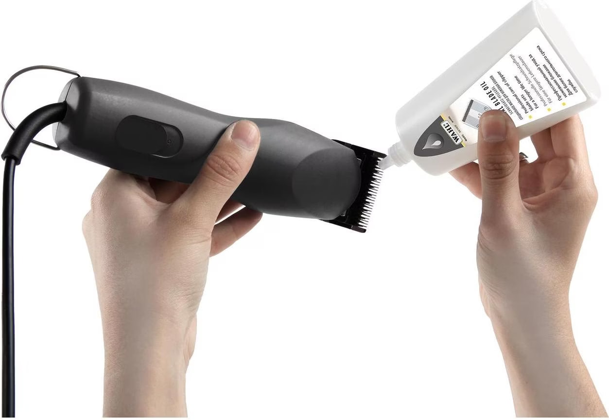 Huile pour tondeuse (200 mL) - pour la tondeuse Moser 1400