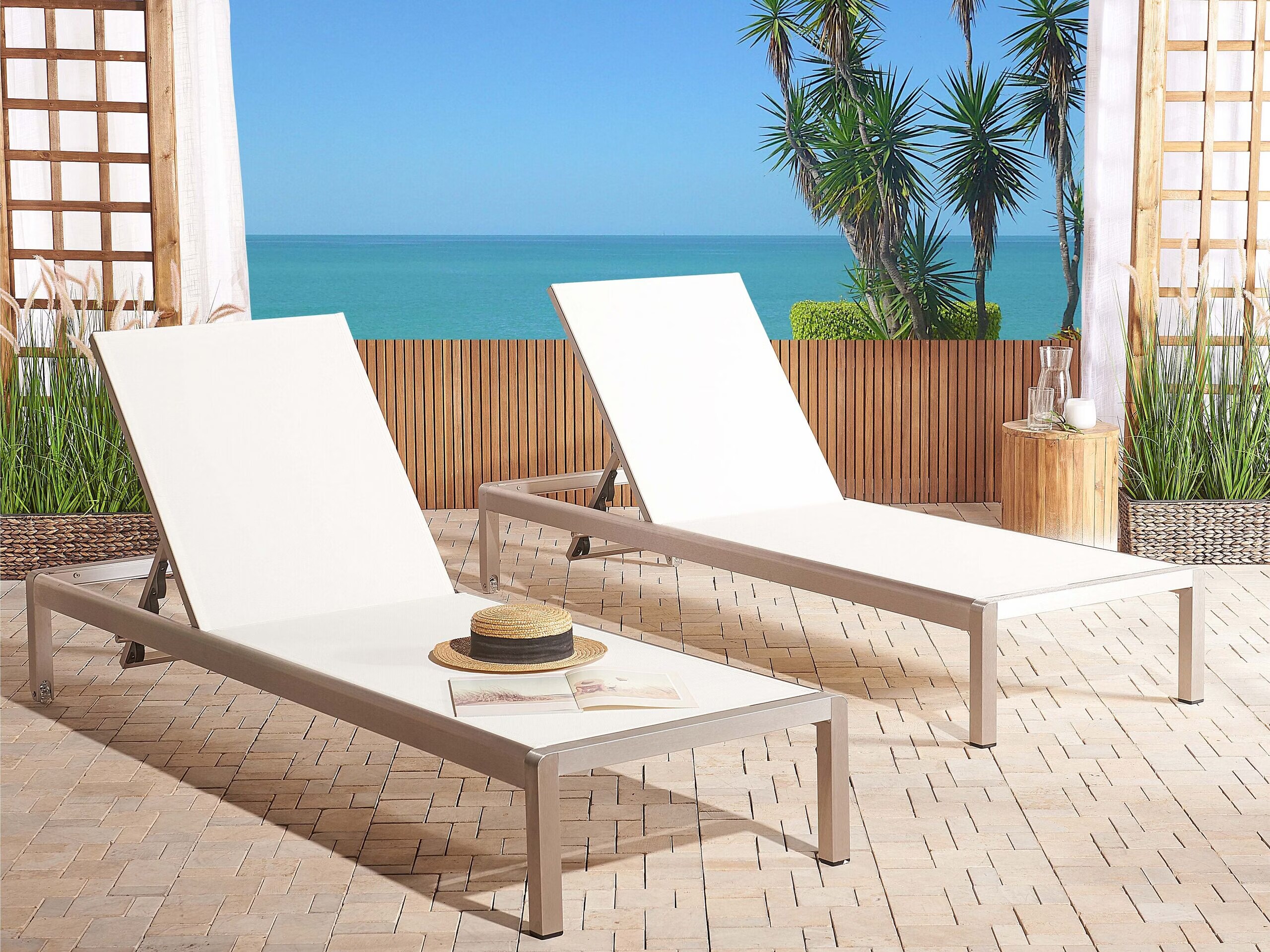 Fanano Wooden Sun Lounger With Cushion Beliani Fossato (198 Cm