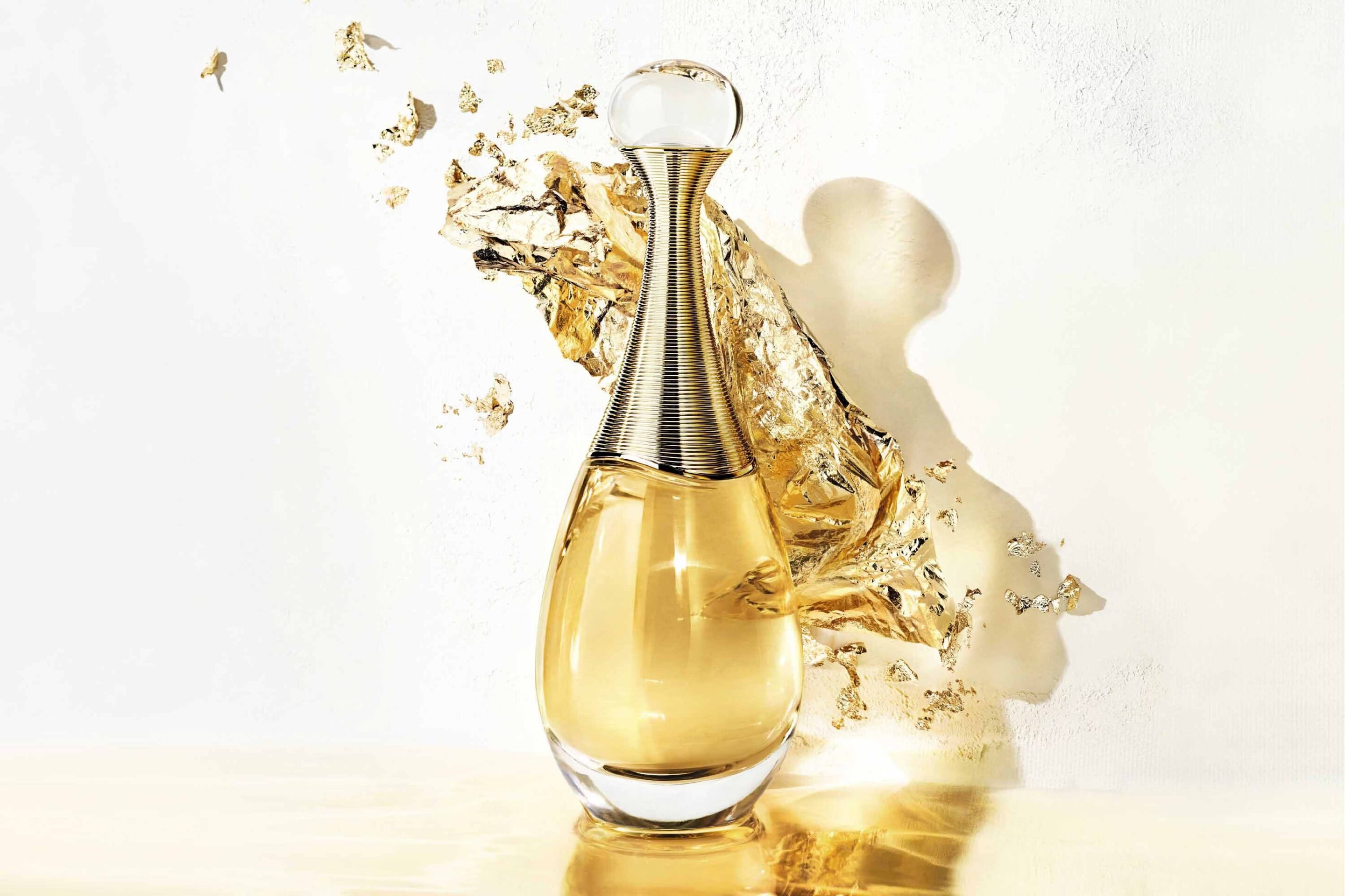 新品　未使用　Dior J'adore Eau de Parfum 100ml Dior J'adore Parfum d'eau | acheter en ligne - MANOR