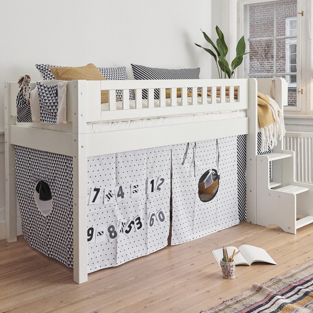 Manis-h Manis h Halbhohes Kinderbett FREJ KOMBO 2 140 x mit Vorhang Snow white Galaxus Manis-h Manis h Halbhohes Kinderbett FREJ KOMBO 2 140 x mit Vorhang Snow white Galaxus