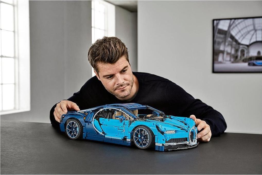 Lego bugatti chiron set 2025