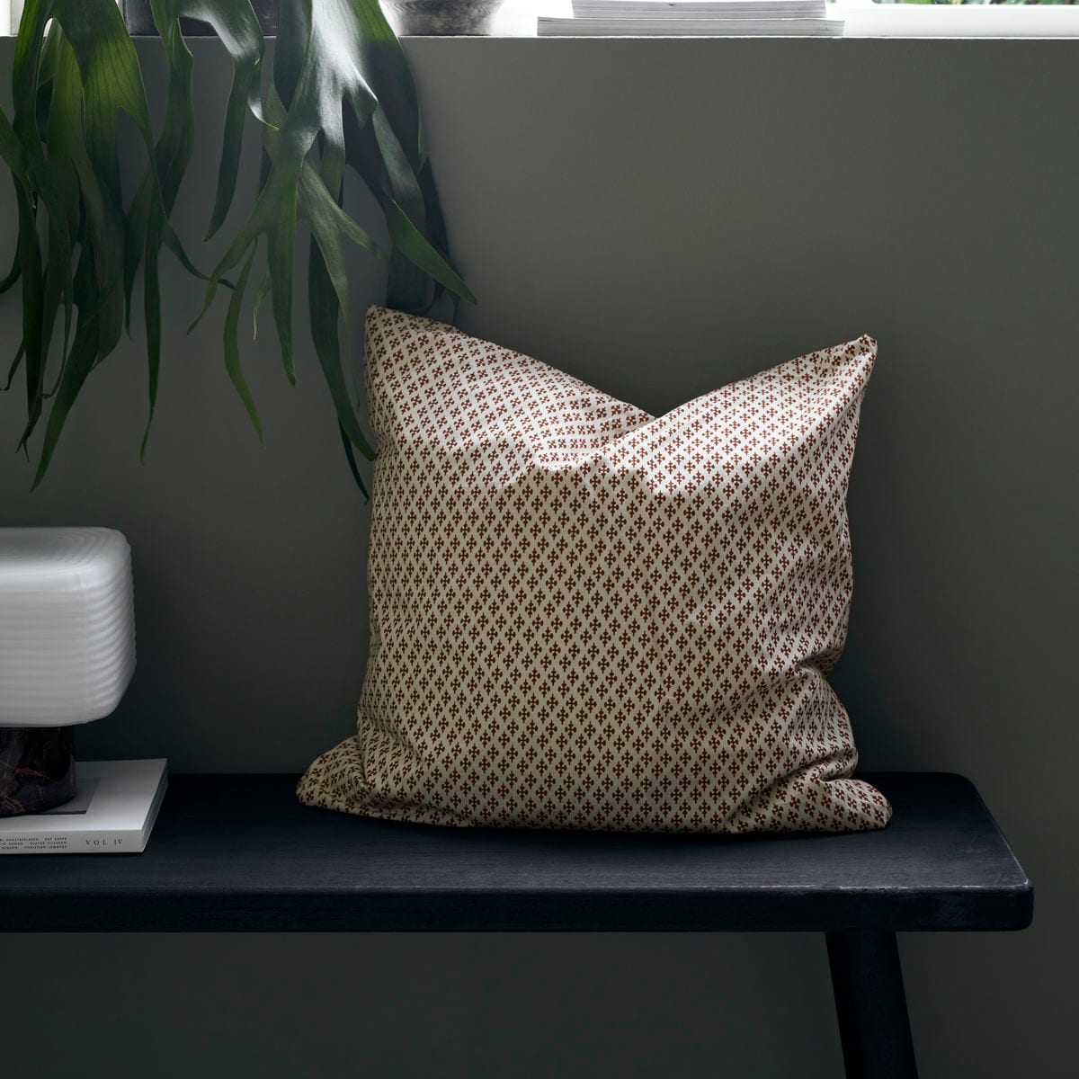 House Doctor Nero (50 x 50 cm) kaufen
