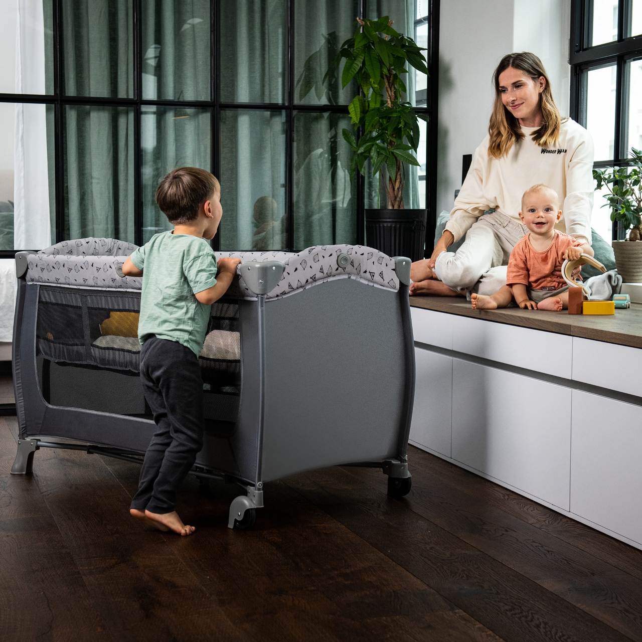 Hauck sleep n play centre shop