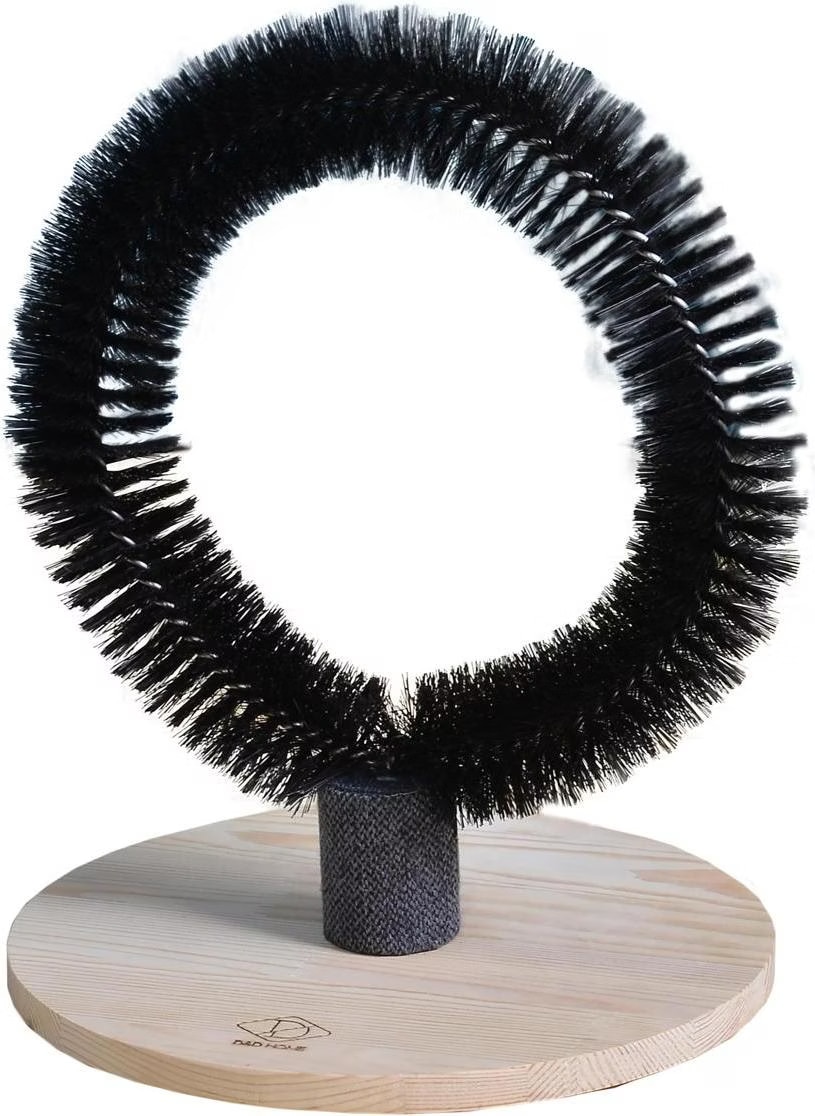 Comparer les prix de D&D Brosse De Massage Noire Mila Pour Chats 29X29X36 Cm
