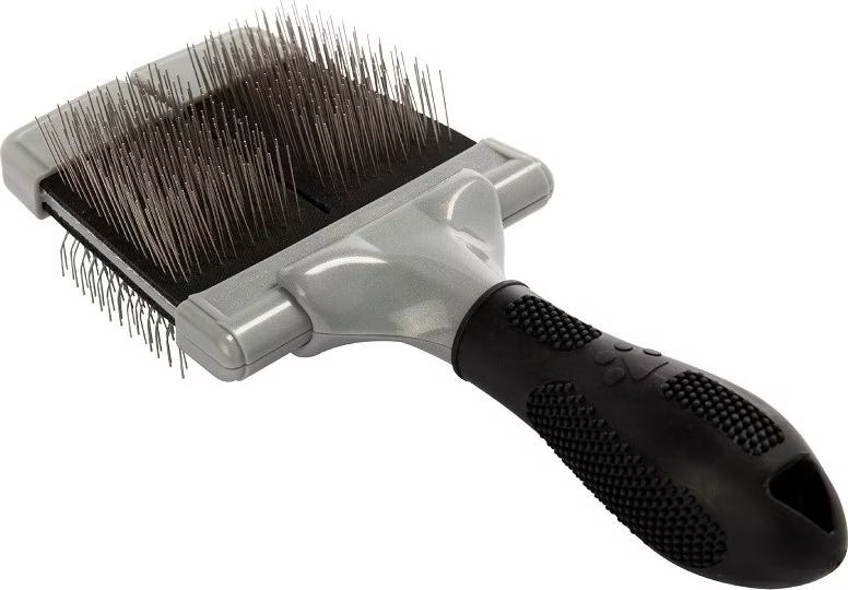 Meilleurs prix pour Grande brosse carde FURminator pour chien et chat - Large Soft (picots souples) : L 20 x l  10 x H 4 cm