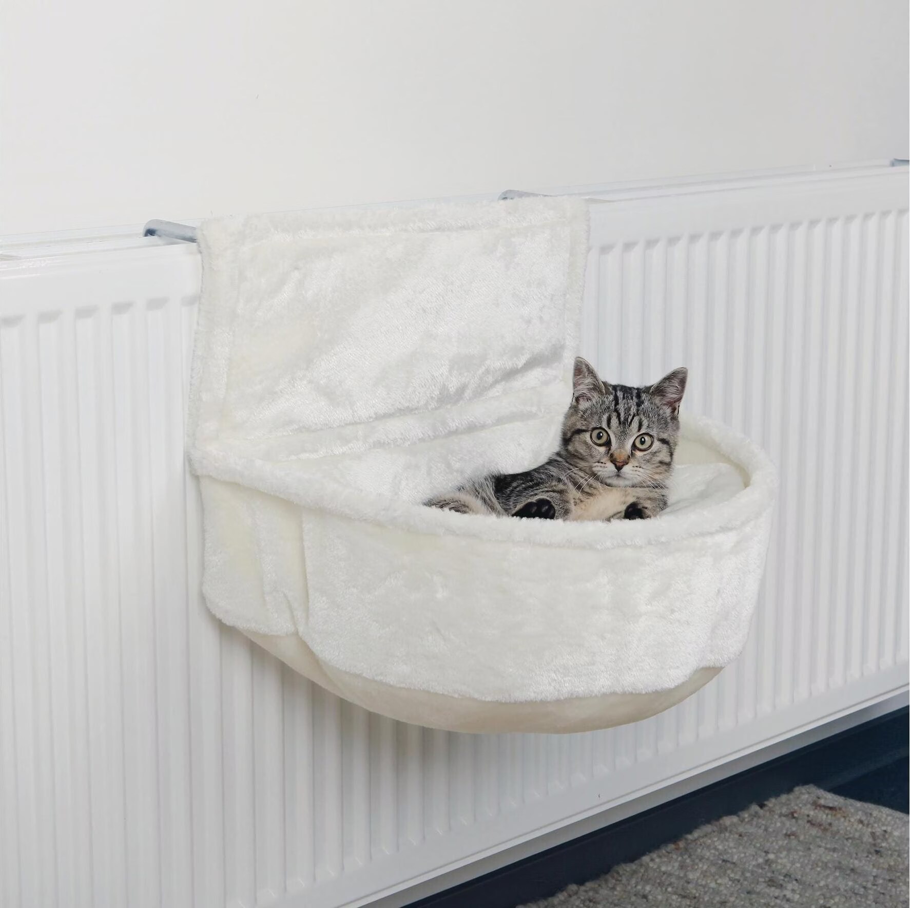 Hamac de radiateur Trixie L 45 × l 33 × H 30 cm blanc - pour chat