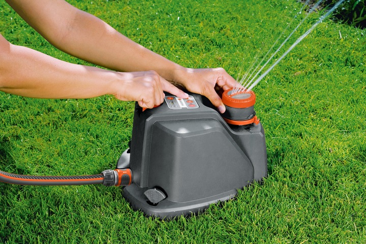 Gardena Comfort Vielflächenregner Aqua Contour (Flächenregner) Galaxus