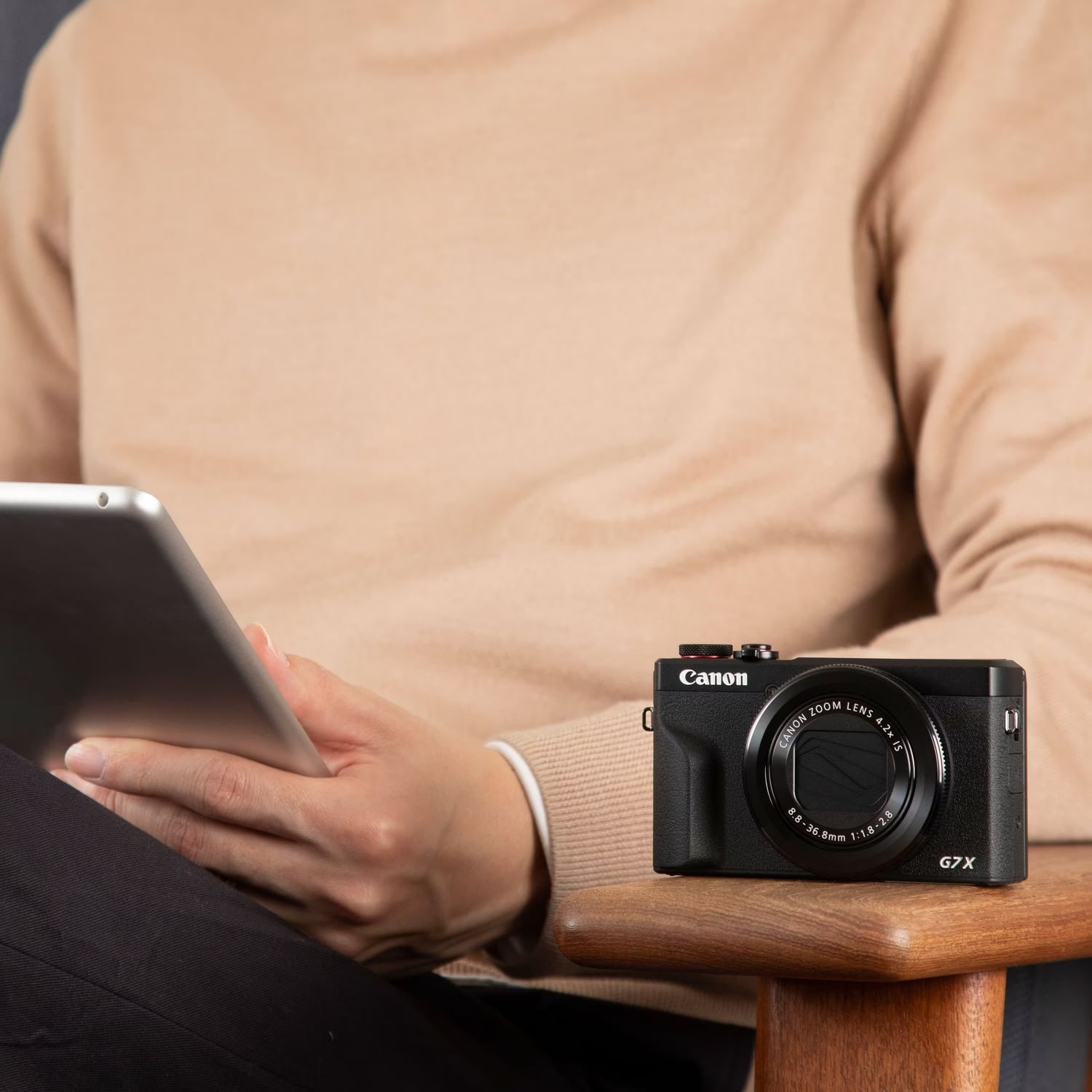 Canon PowerShot G7 X Mark III (8.8 - 36.8 mm, 20.10 Mpx, 1